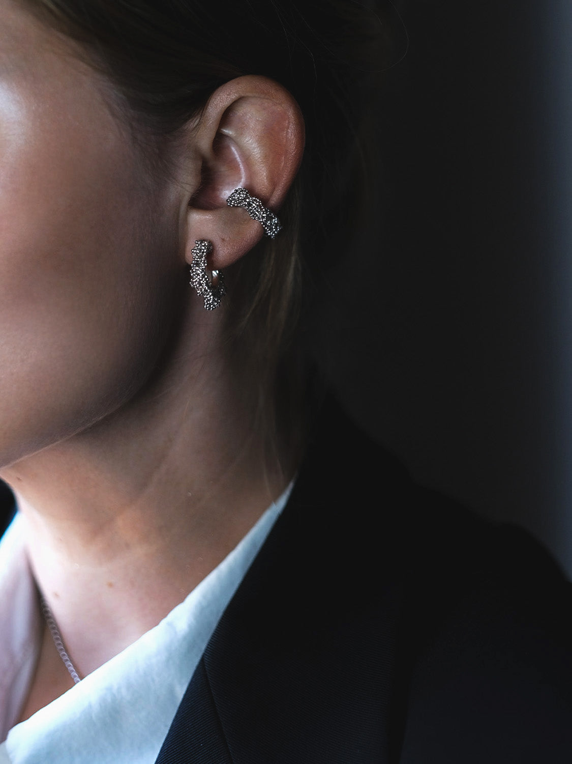 "BOUCLE" EAR SET SILVER