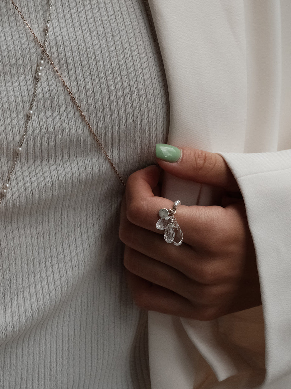 NAKED CRYSTALS PEARLS RING